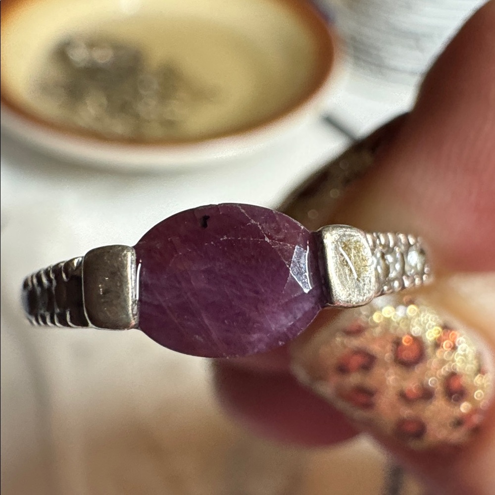 Silver Ring w/purpe Stone